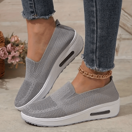 Womens Solid Hue Knitted Sneakers - Pillow-Soft Sole & Stylish Platform - Effortless Slip-On Comfort Shoes with Air Cushion - Breathable Low-top Design for All-Day Walking